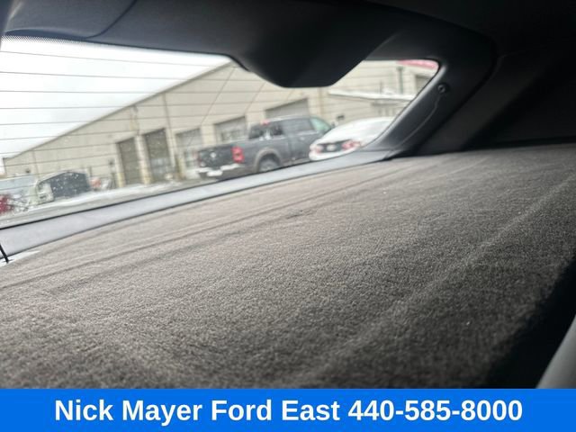 Used 2025 Cadillac XT4 Premium Luxury image 20