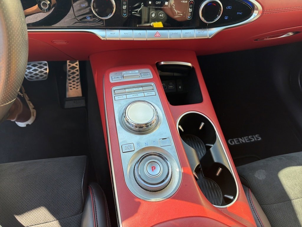 Used 2022 Genesis GV70 3.5T Sport w/ Sport Prestige Package image 17