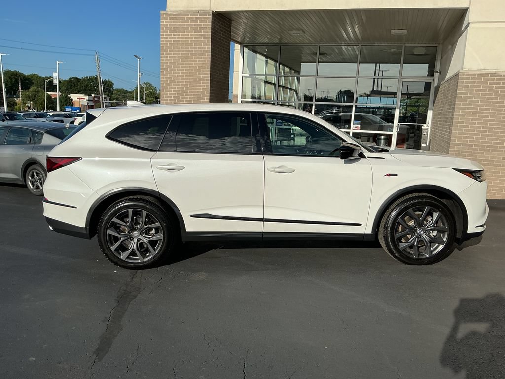 Used 2023 Acura MDX A-Spec AWD/4WD image 7