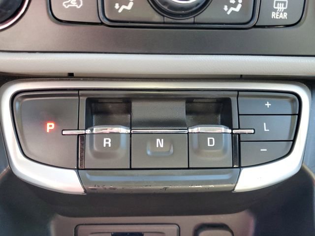 Used 2023 GMC Terrain SLT image 33