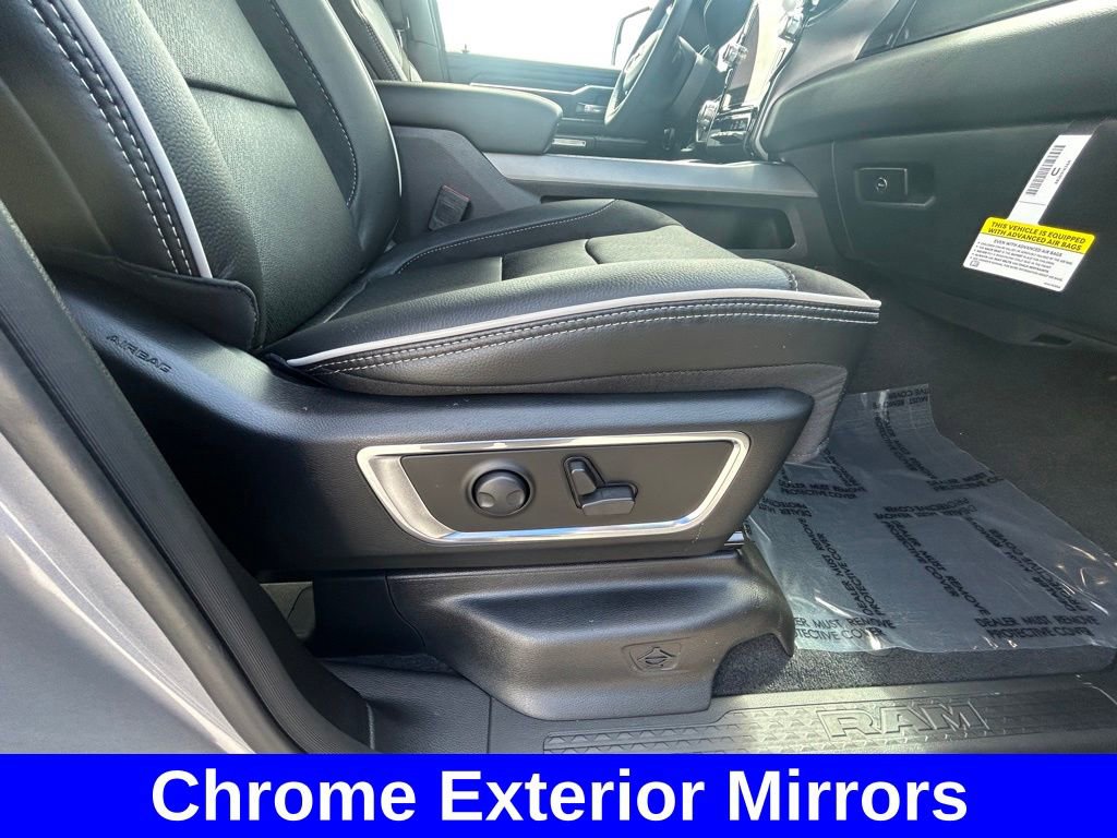 Used 2025 RAM 1500 Laramie AWD/4WD image 27