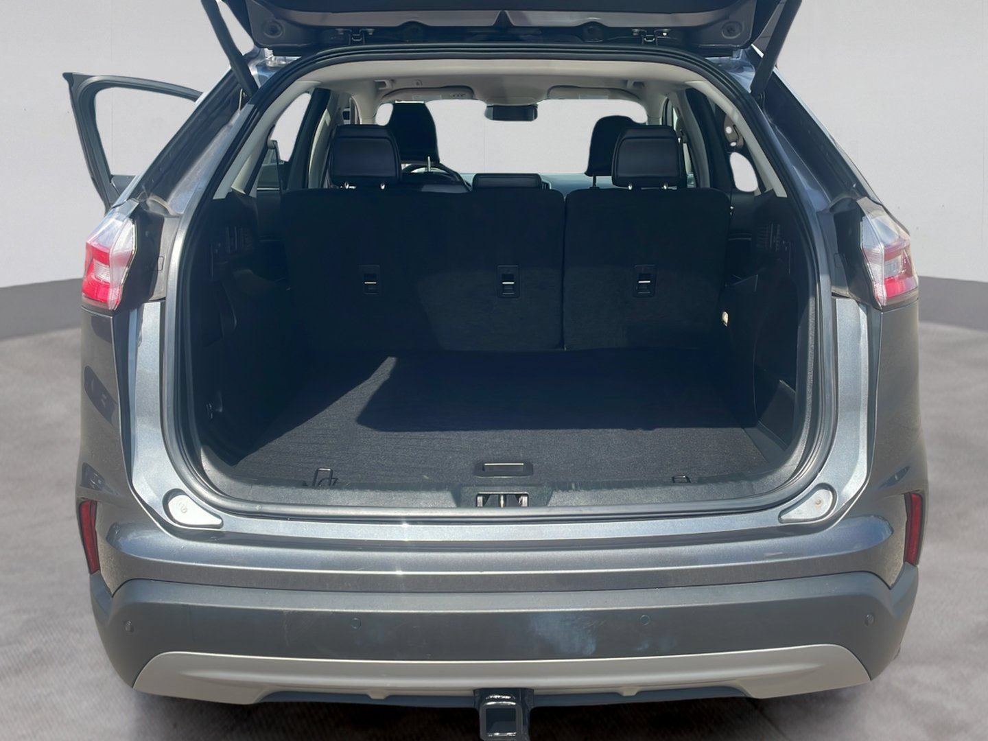 Certified 2024 Ford Edge SEL w/ Convenience Package AWD/4WD image 15