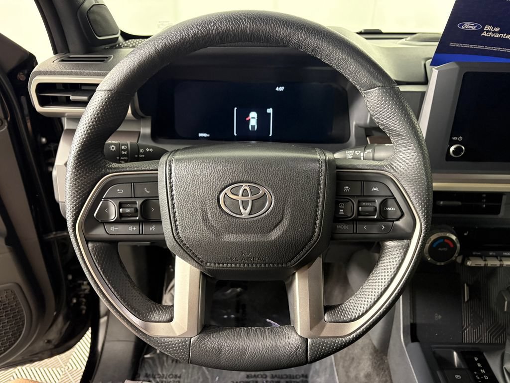 Used 2024 Toyota Tacoma TRD Off-Road w/ TRD Off Road Upgrade Package AWD/4WD image 15