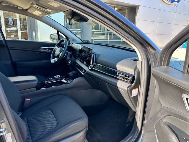 Used 2023 Kia Sportage LX image 63