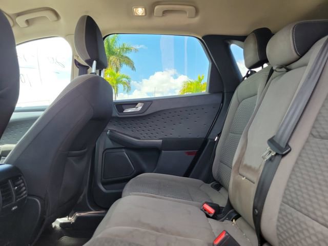 Certified 2020 Ford Escape SE image 10