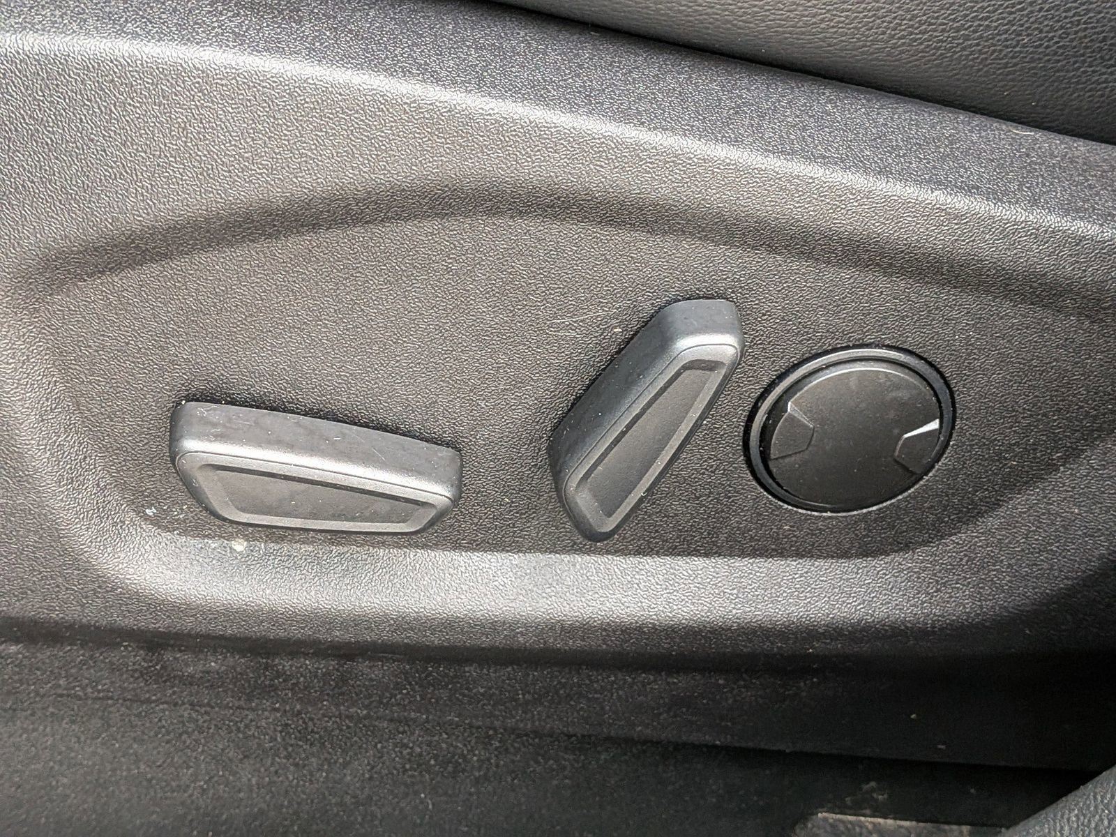 Certified 2022 Ford Edge SEL w/ Convenience Package image 23