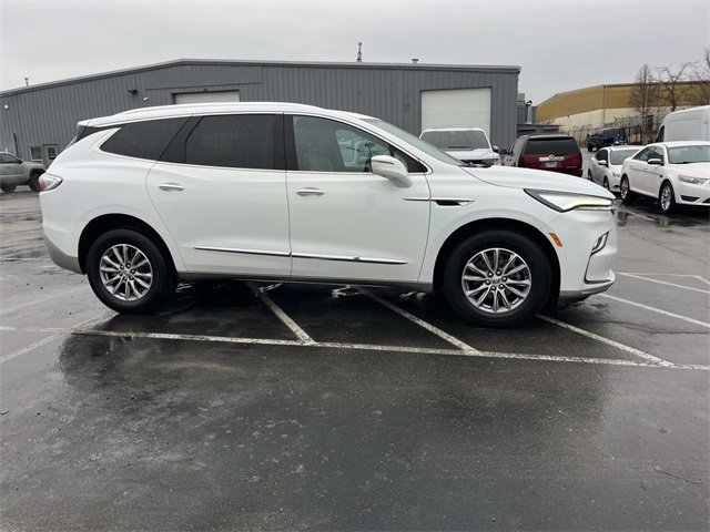 Used 2024 Buick Enclave Premium video 2
