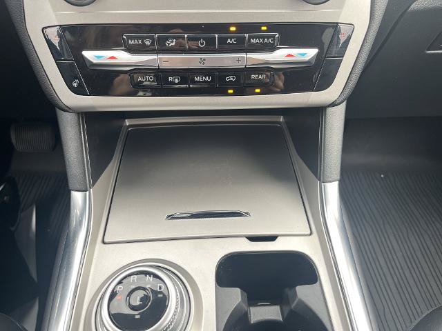 Certified 2022 Ford Explorer XLT w/ Equipment Group 202A AWD/4WD image 12
