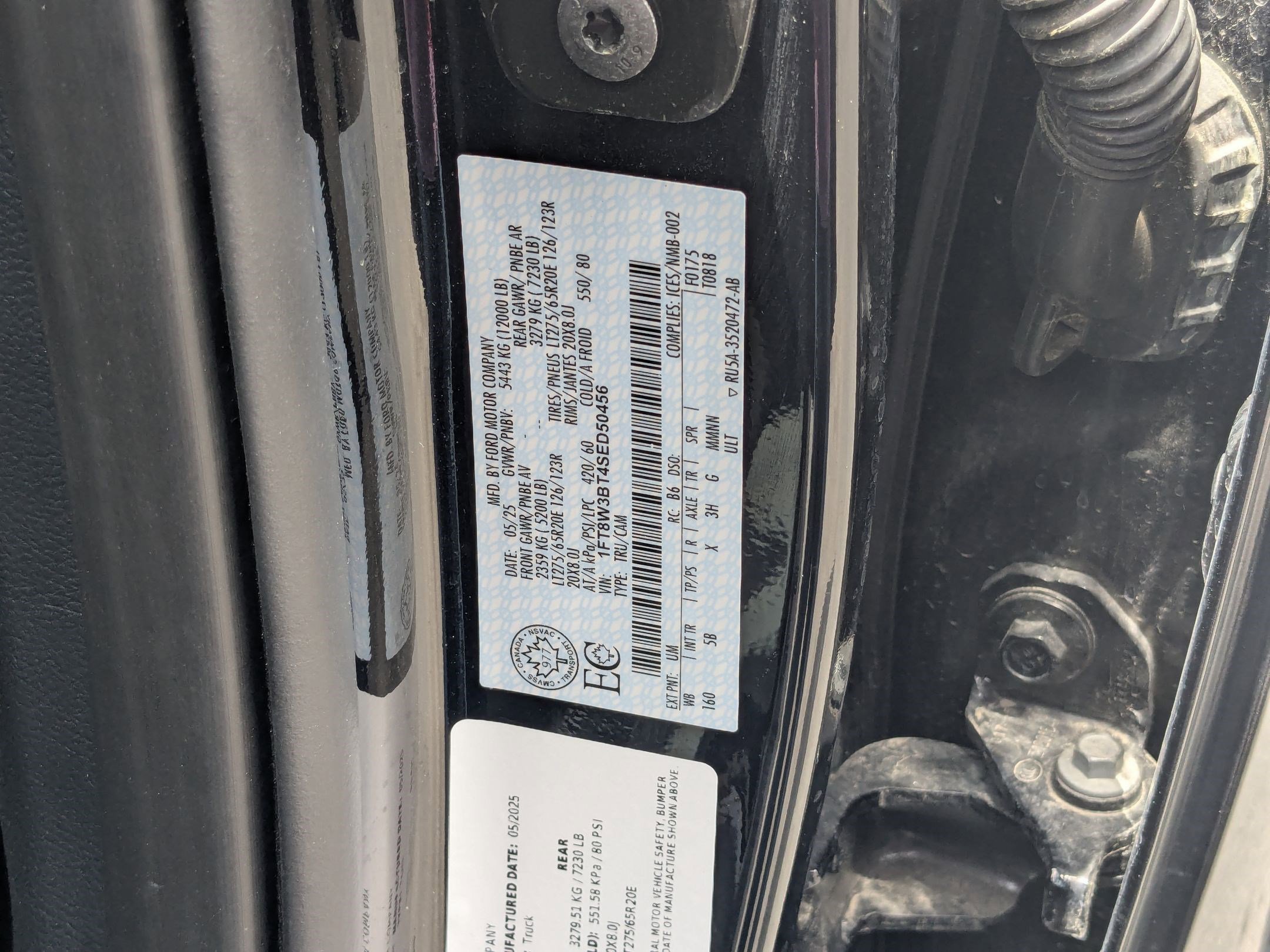 Certified 2025 Ford F350 Lariat w/ Black Appearance Package AWD/4WD image 33