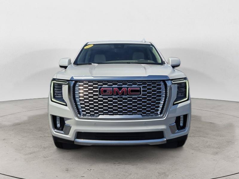 Used 2023 GMC Yukon Denali w/ Advanced Technology Package AWD/4WD image 8