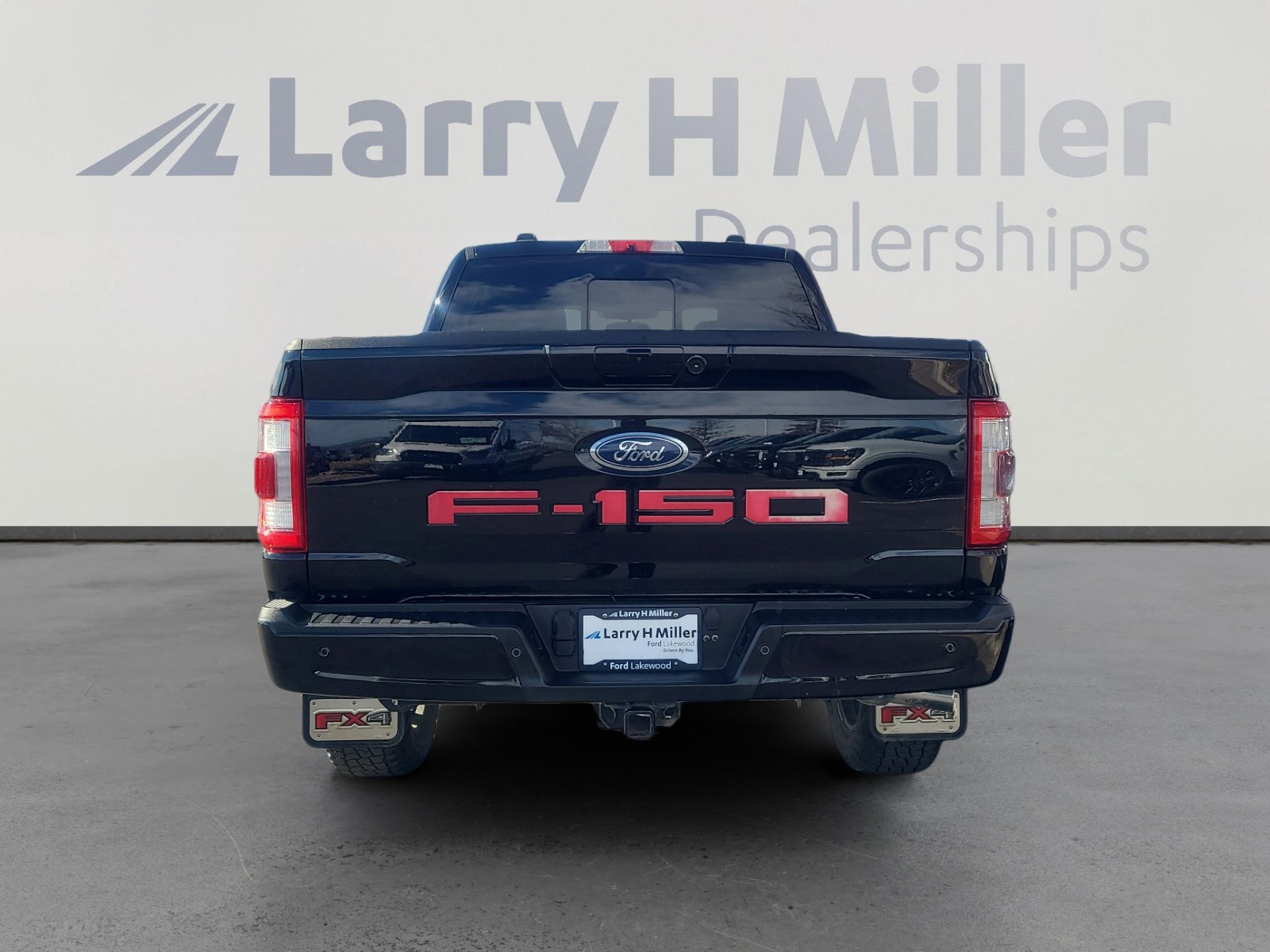 Certified 2022 Ford F150 Lariat w/ Equipment Group 502A High image 4