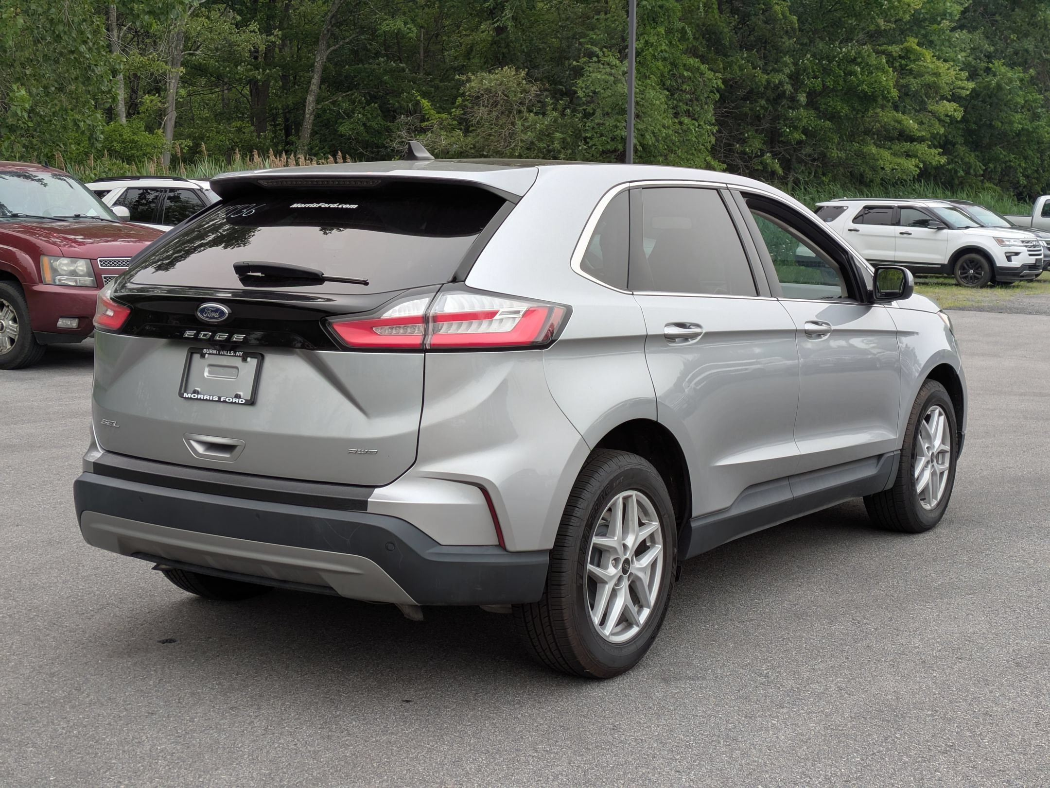 Certified 2024 Ford Edge SEL w/ Convenience Package AWD/4WD image 3