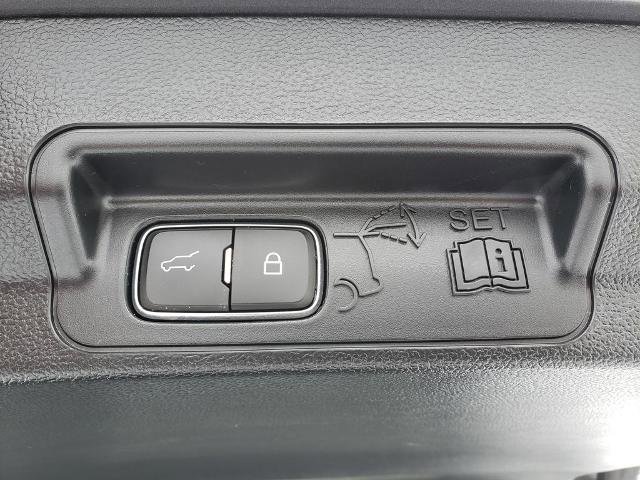 Certified 2023 Ford Explorer XLT w/ Equipment Group 202A image 10