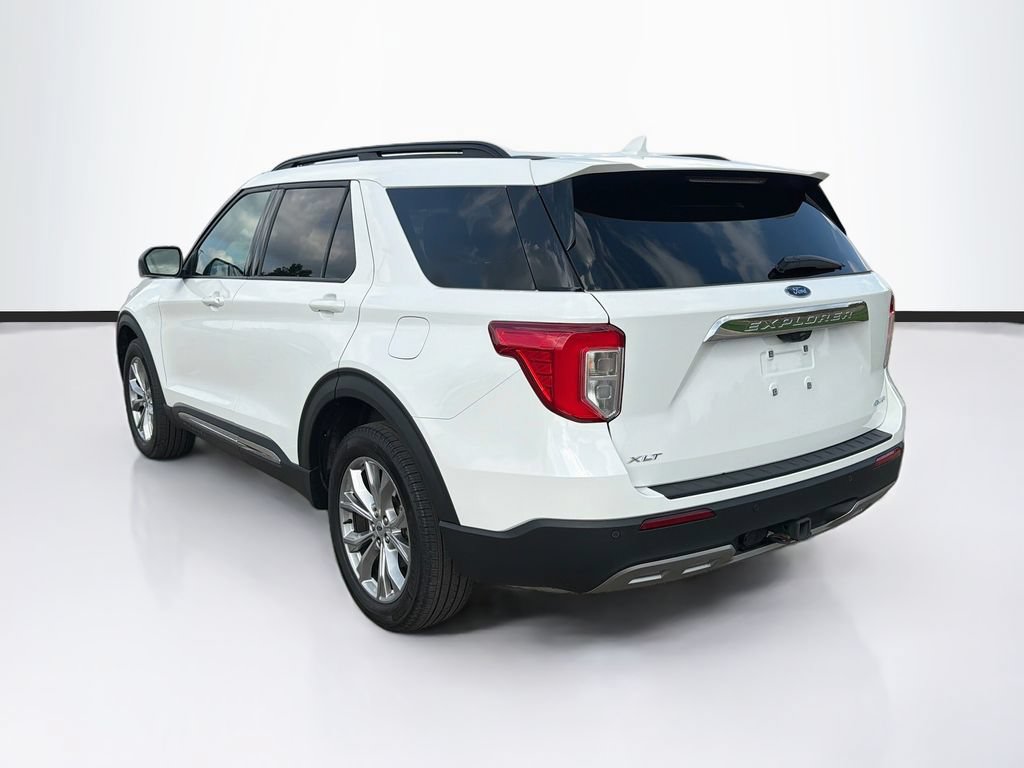 Certified 2024 Ford Explorer XLT w/ Equipment Group 202A AWD/4WD image 7