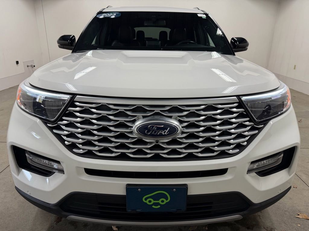 Certified 2023 Ford Explorer Platinum w/ Technology Package AWD/4WD image 5