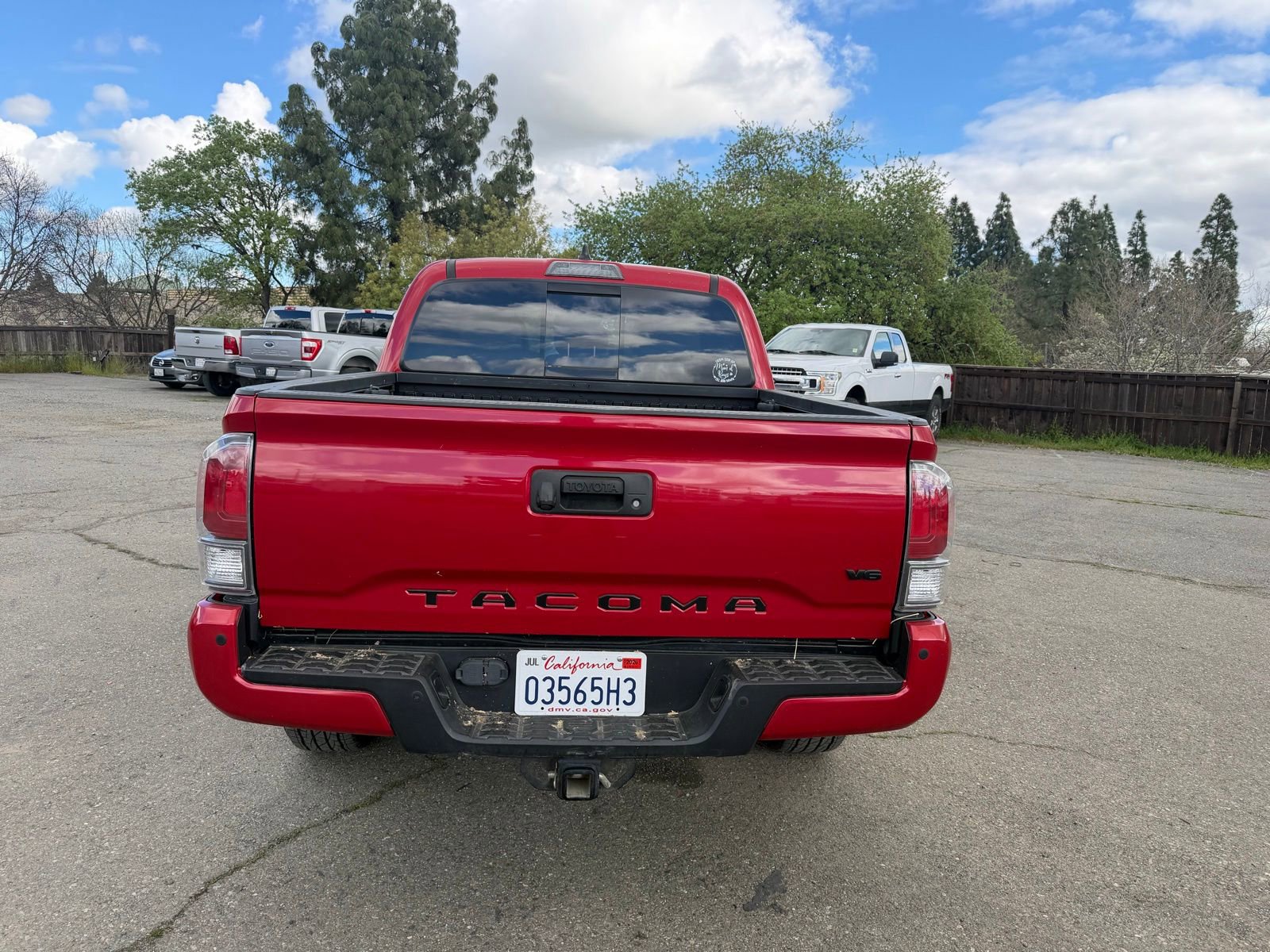 Used 2021 Toyota Tacoma TRD Sport w/ TRD Premium Sport Package image 4