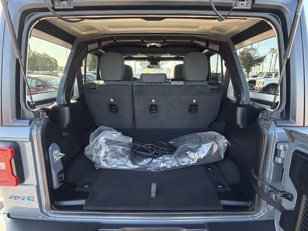 Used 2025 Jeep Wrangler Unlimited Sport S 4xe image 24