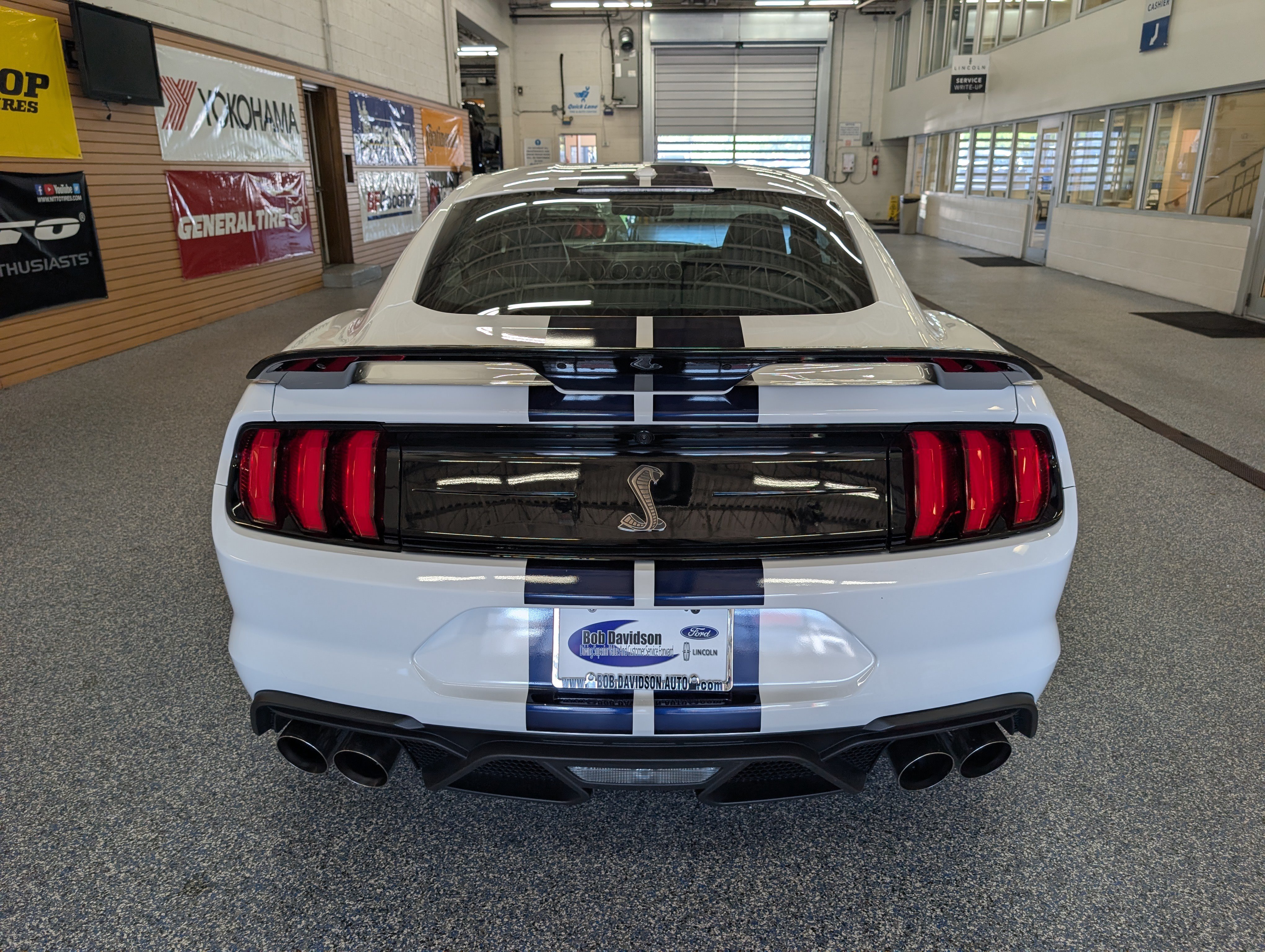 Certified 2020 Ford Mustang Shelby GT500 w/ Technology Package RWD image 6
