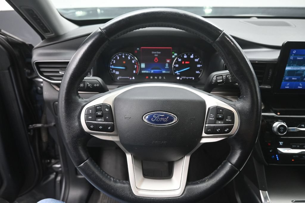 Certified 2021 Ford Explorer Limited w/ Equipment Group 301A RWD image 6