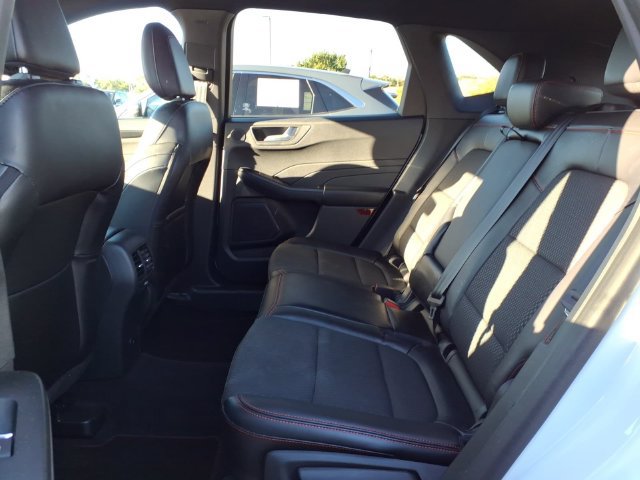 Certified 2023 Ford Escape ST-Line Select w/ Tech Pack #2 AWD/4WD image 11