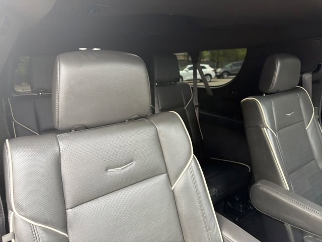 Used 2024 Cadillac Escalade ESV Premium Luxury w/ Performance Package AWD/4WD image 50