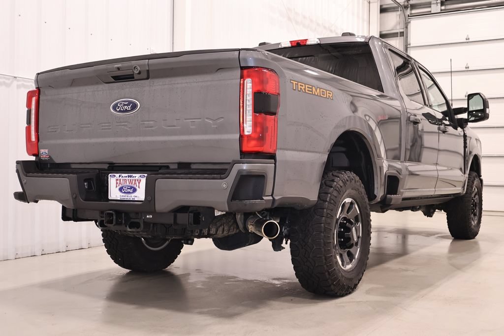 Certified 2023 Ford F250 Lariat w/ Tremor Off-Road Package AWD/4WD image 10
