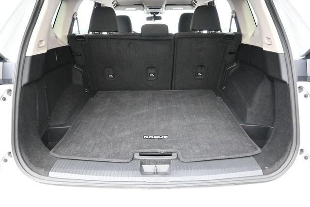Used 2025 Nissan Rogue SV FWD image 26