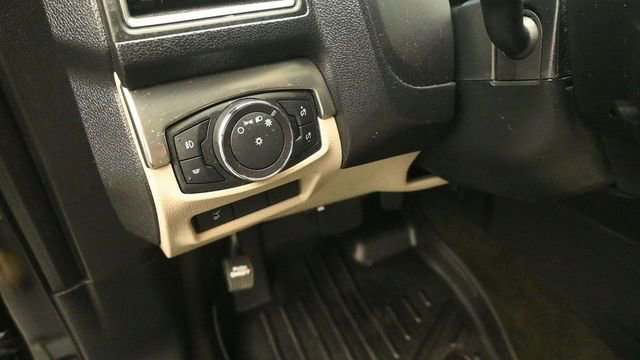 Certified 2018 Ford Explorer XLT w/ Equipment Group 201A AWD/4WD image 23