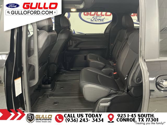 Used 2024 Toyota Sienna XLE Woodland Edition AWD/4WD image 16