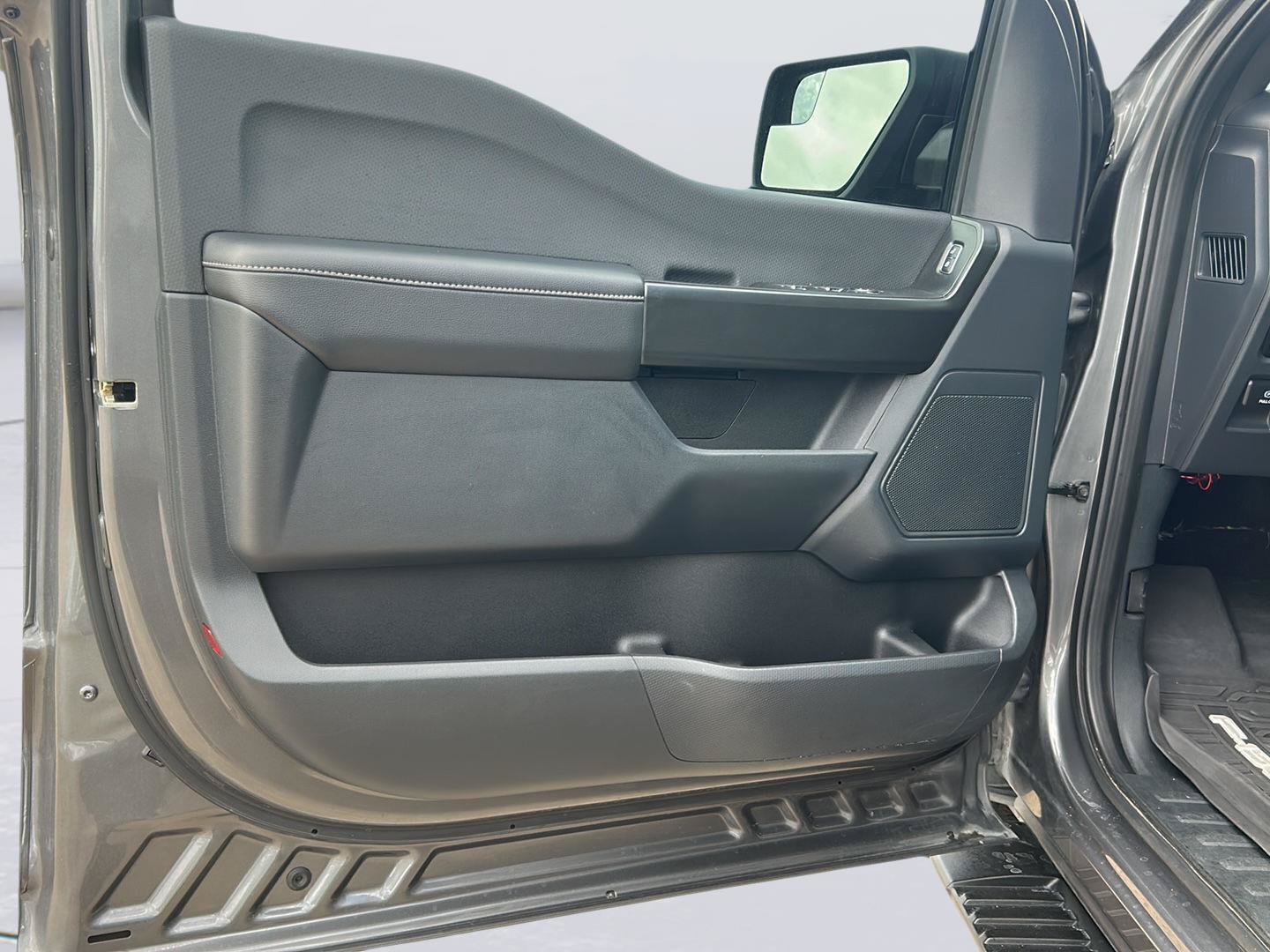 Certified 2023 Ford F150 XL w/ STX Appearance Package RWD image 8