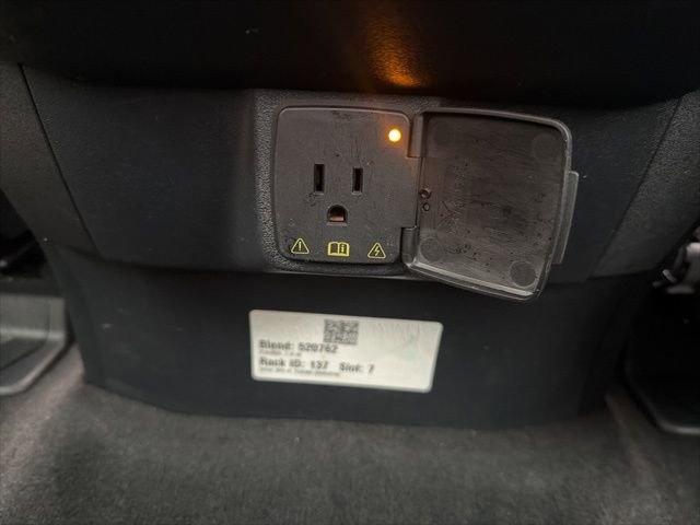 Certified 2025 Ford Expedition Max Platinum w/ Driver's Package image 29