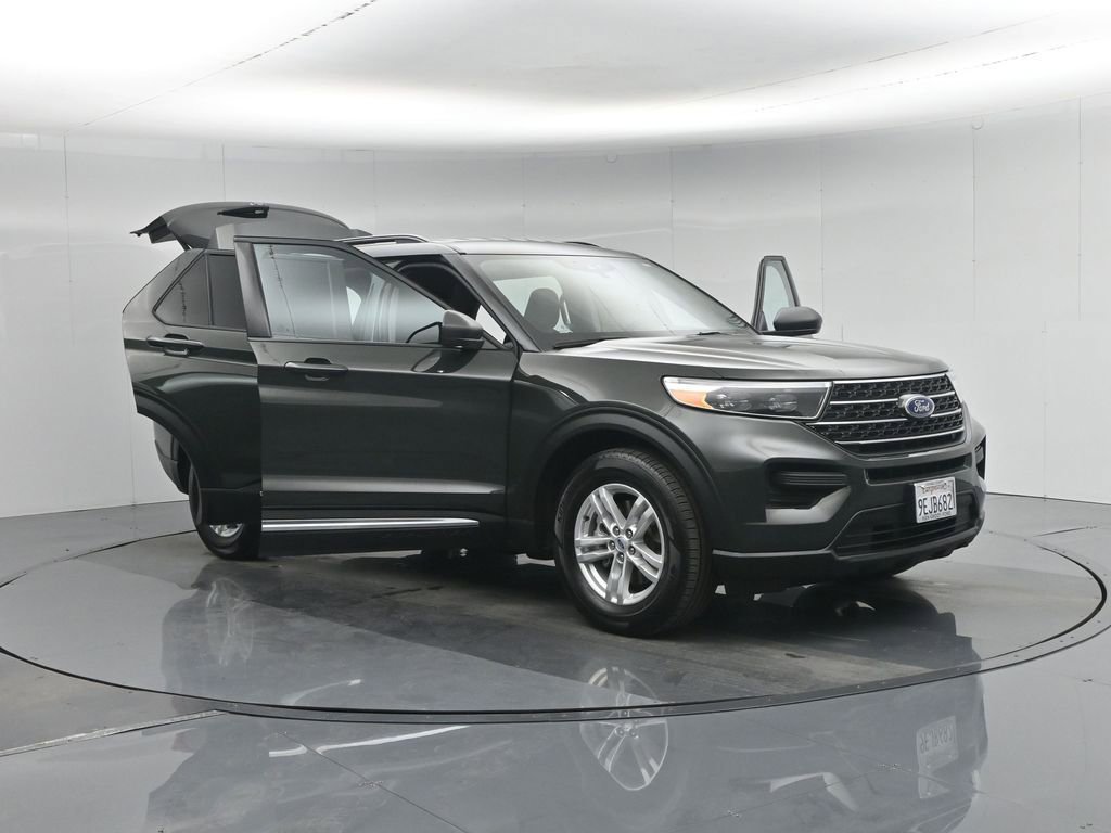 Certified 2022 Ford Explorer XLT image 38