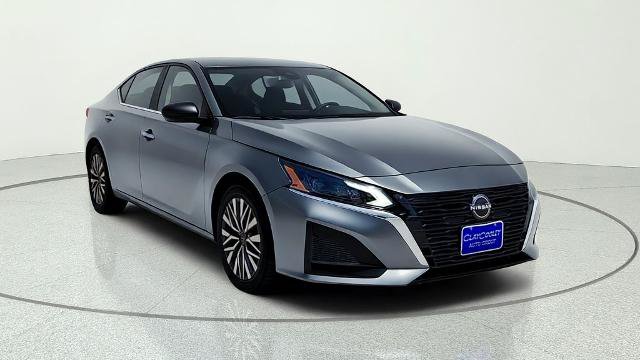 Used 2024 Nissan Altima 2.5 SV FWD image 1