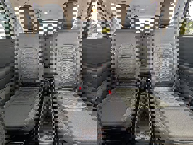 Used 2024 Nissan Pathfinder SV w/ SV Premium Package image 25