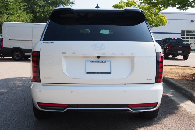 Used 2026 Hyundai Palisade Calligraphy AWD/4WD image 6