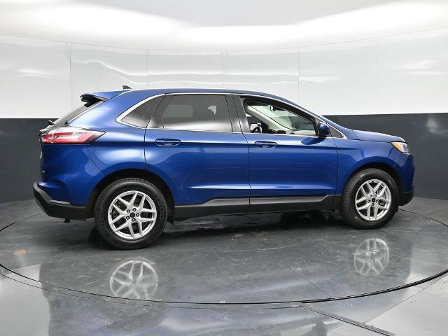 Certified 2024 Ford Edge SEL AWD/4WD image 3