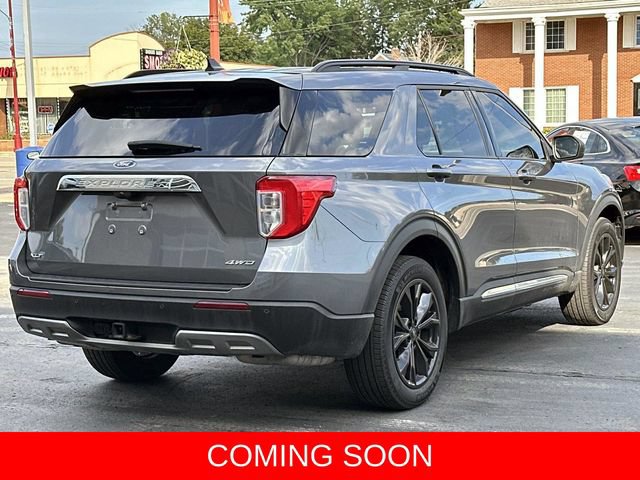 Certified 2023 Ford Explorer XLT w/ Equipment Group 202A AWD/4WD image 3