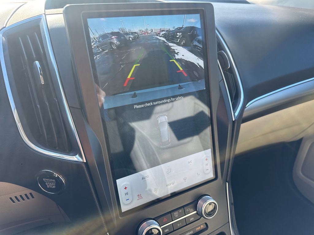 Certified 2023 Ford Edge Titanium image 31