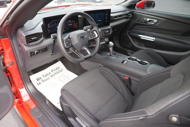 Certified 2025 Ford Mustang GT RWD image 8