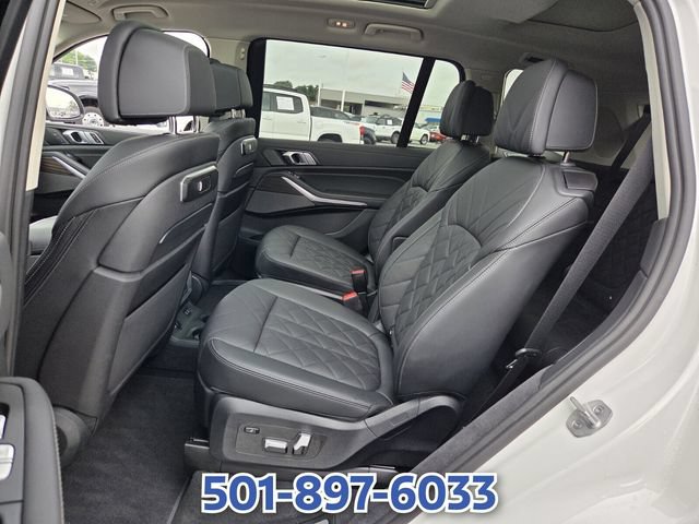 Used 2024 BMW X7 xDrive40i AWD/4WD image 10