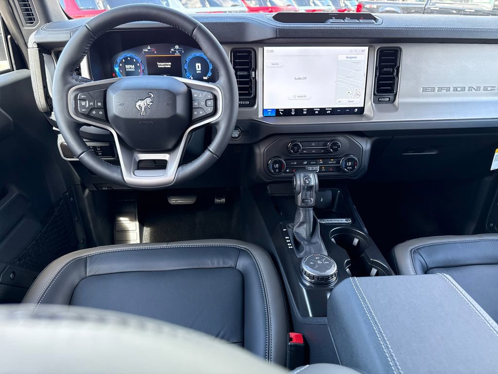 Certified 2025 Ford Bronco Outer Banks image 12