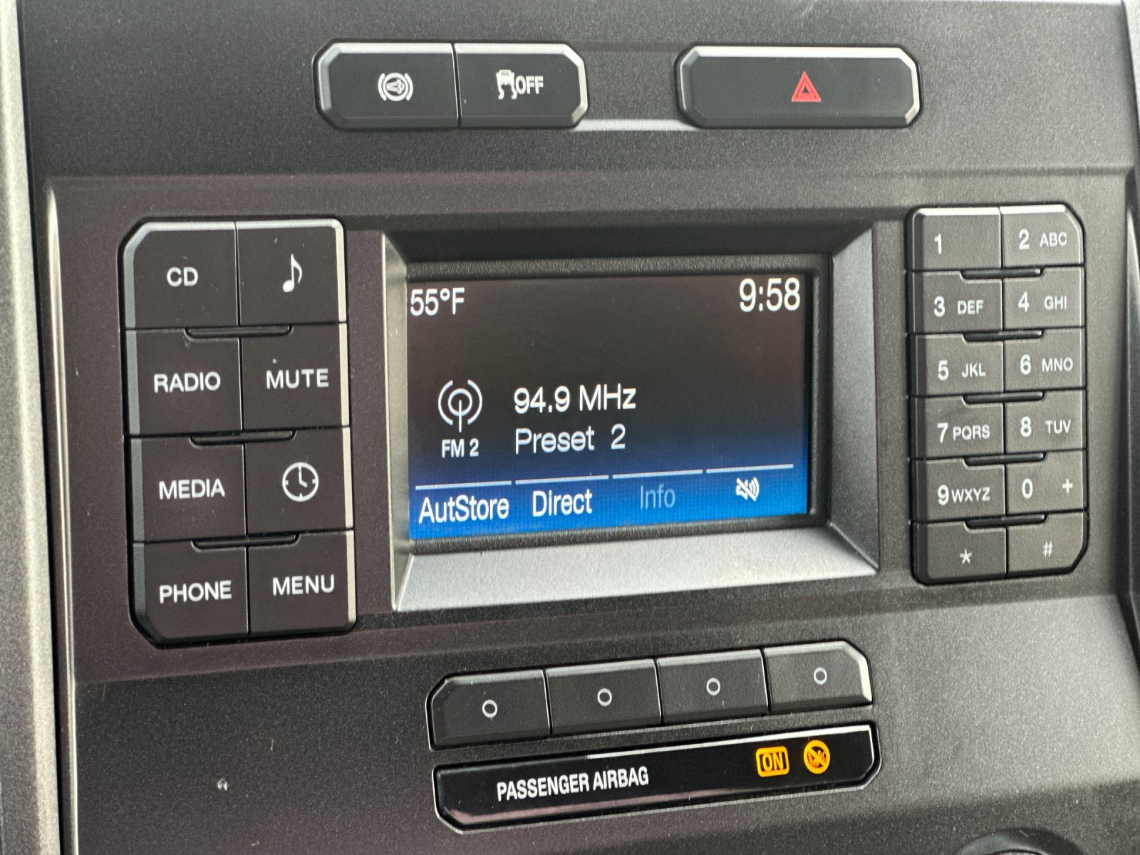 Certified 2018 Ford F350 XL w/ Power Equipment Group image 16