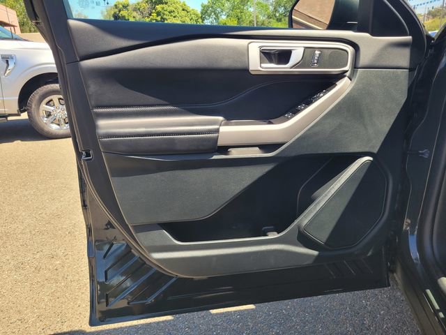 Certified 2023 Ford Explorer XLT w/ Equipment Group 202A AWD/4WD image 16