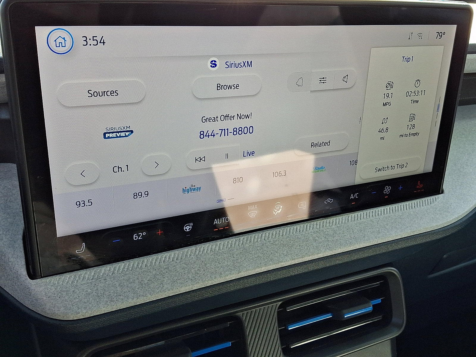 Certified 2025 Ford Maverick XLT w/ XLT Luxury Package AWD/4WD image 16