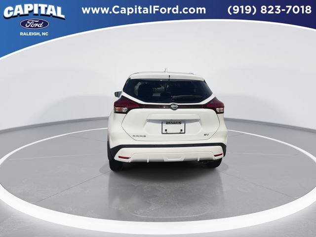 Used 2024 Nissan Kicks SV FWD image 7