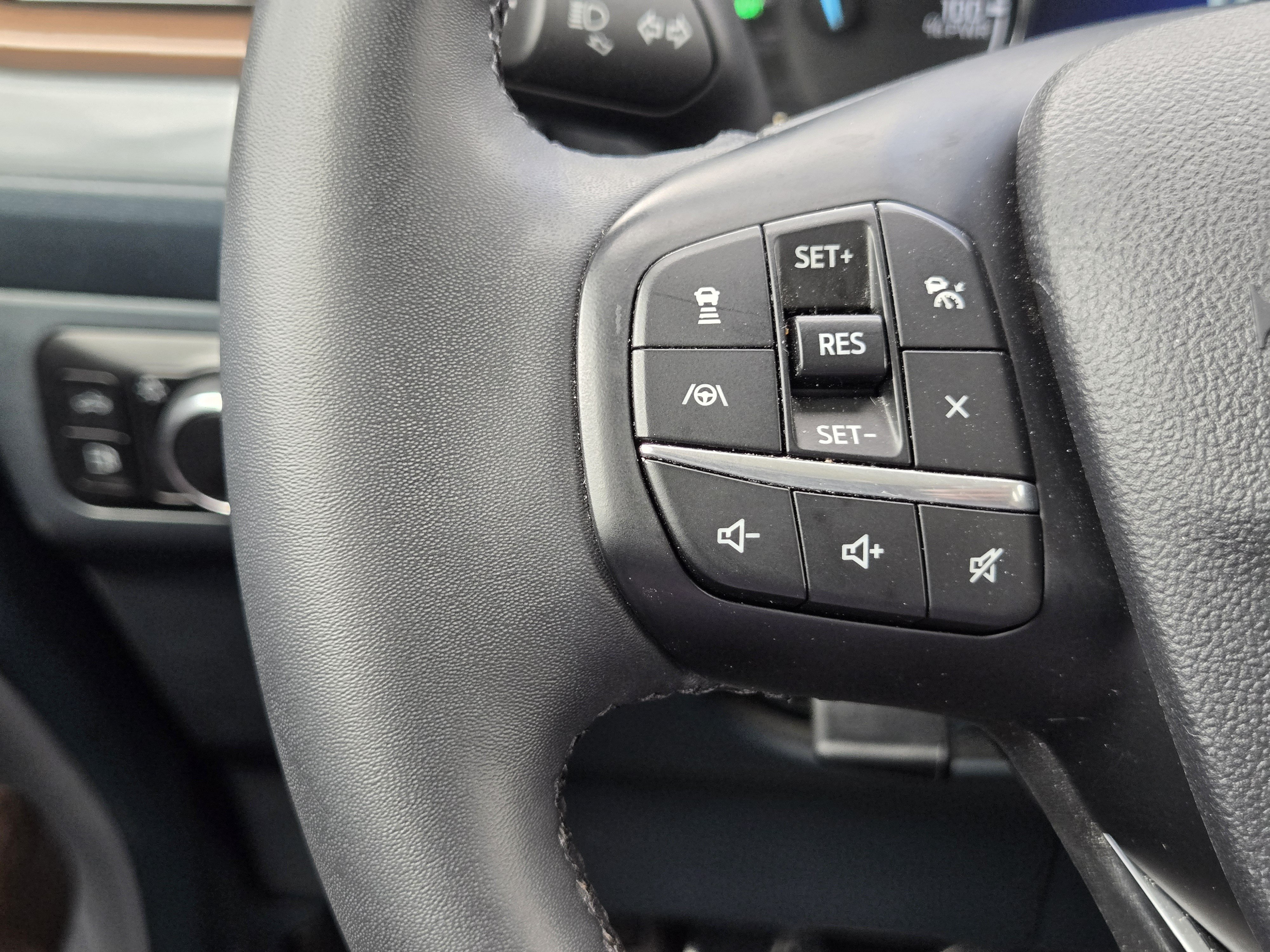 Certified 2024 Ford Maverick Lariat FWD image 26