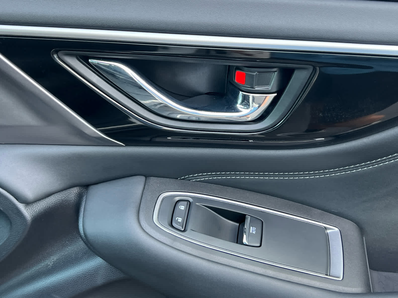 Used 2024 Subaru Outback Touring XT image 18