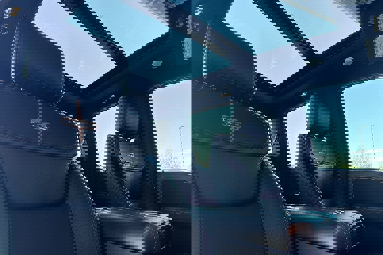 Certified 2023 Ford F450 Platinum w/ FX4 Off-Road Package image 16