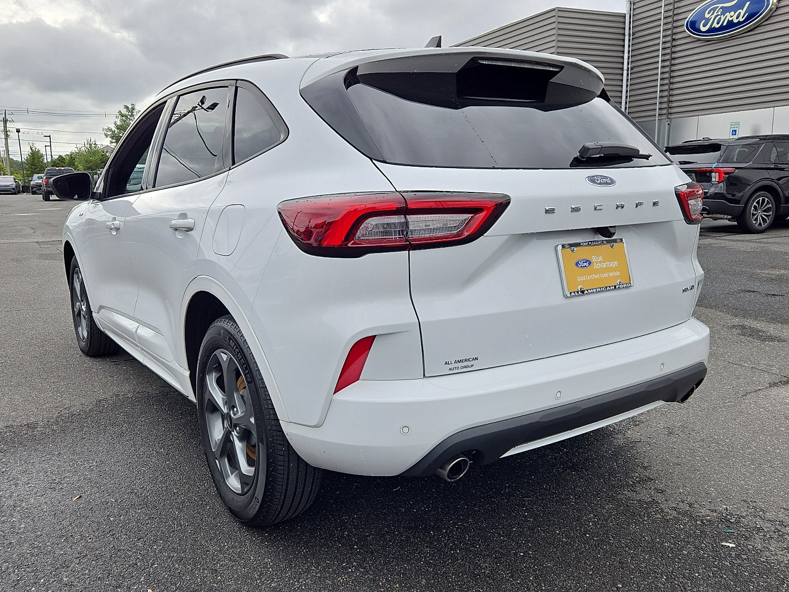 Certified 2023 Ford Escape ST-Line w/ Tech Pack #1 AWD/4WD image 8