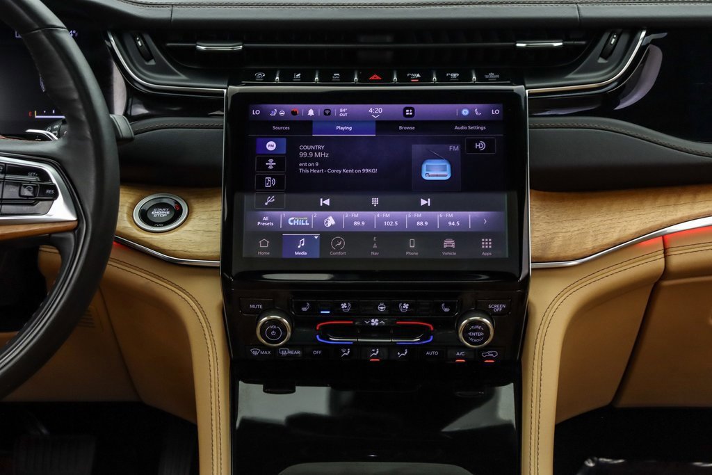 Used 2024 Jeep Grand Cherokee L Summit image 15